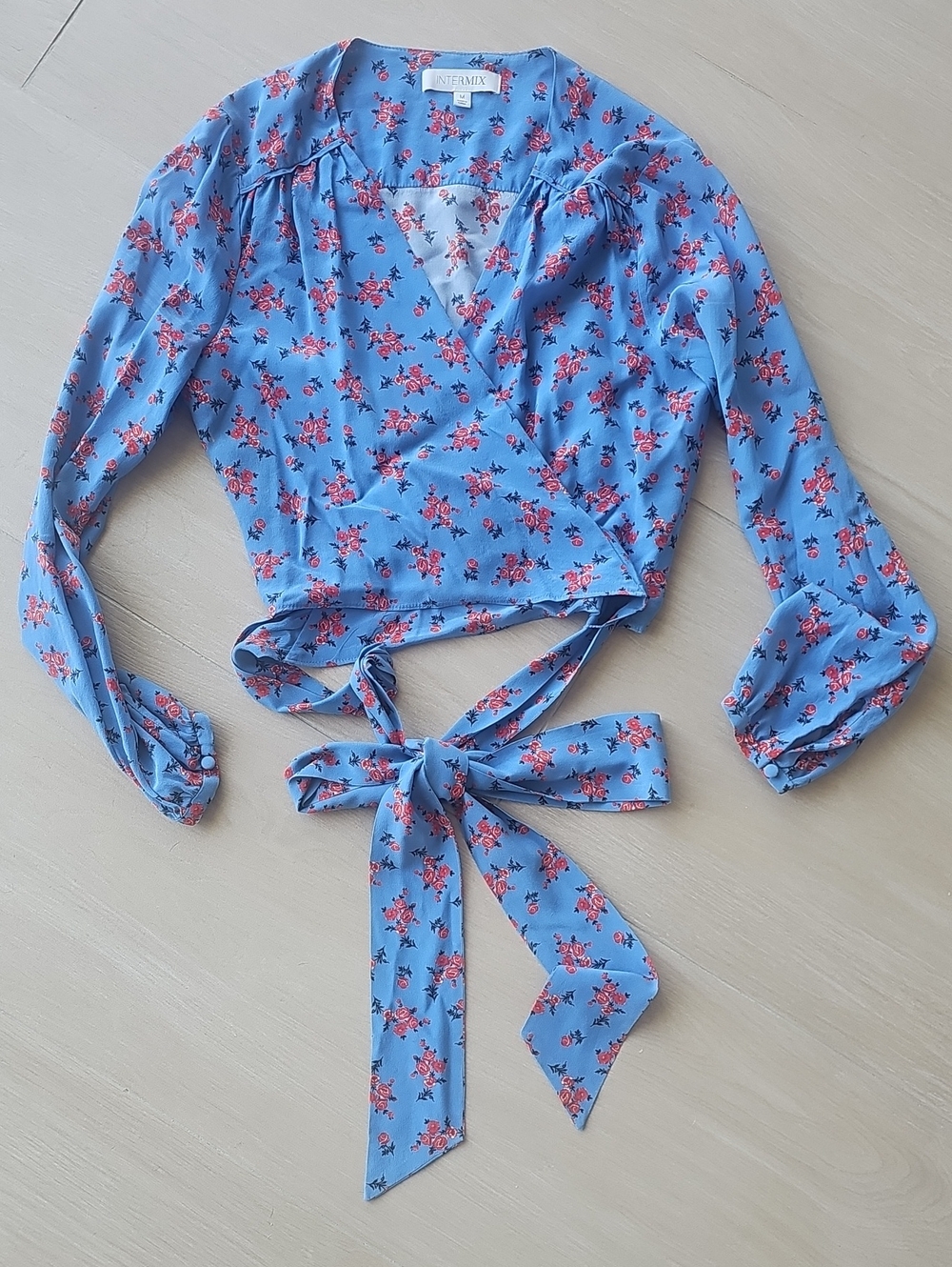 INTERMIX Blue Floral Wrap Crop Top with Red Print